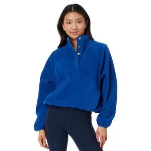 Beyond Yoga S Tranquility Fleece Pullover in Blue